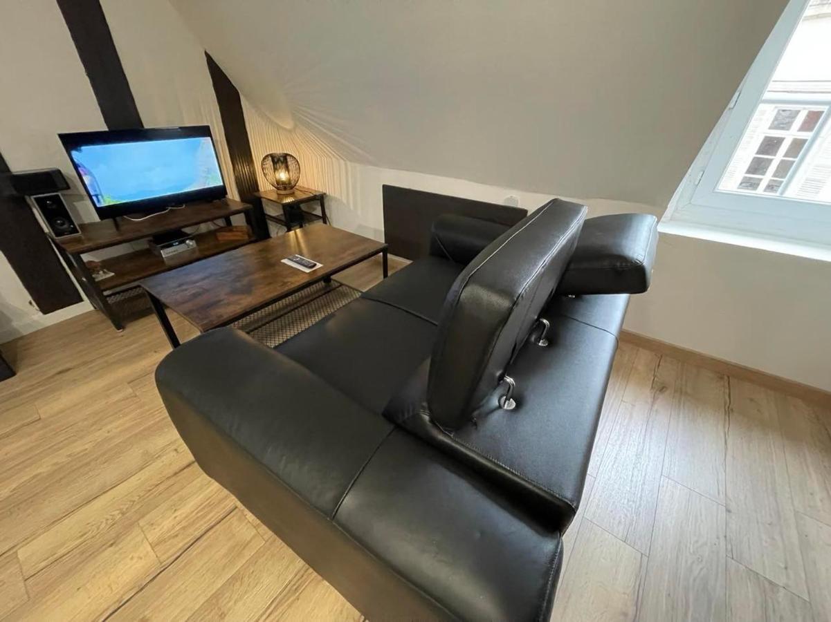 Appartements Chez Delphine Et Guillaume Au Coeur De Semur En Auxois 외부 사진
