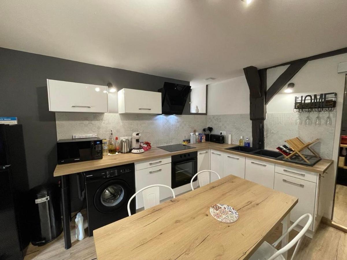 Appartements Chez Delphine Et Guillaume Au Coeur De Semur En Auxois 외부 사진